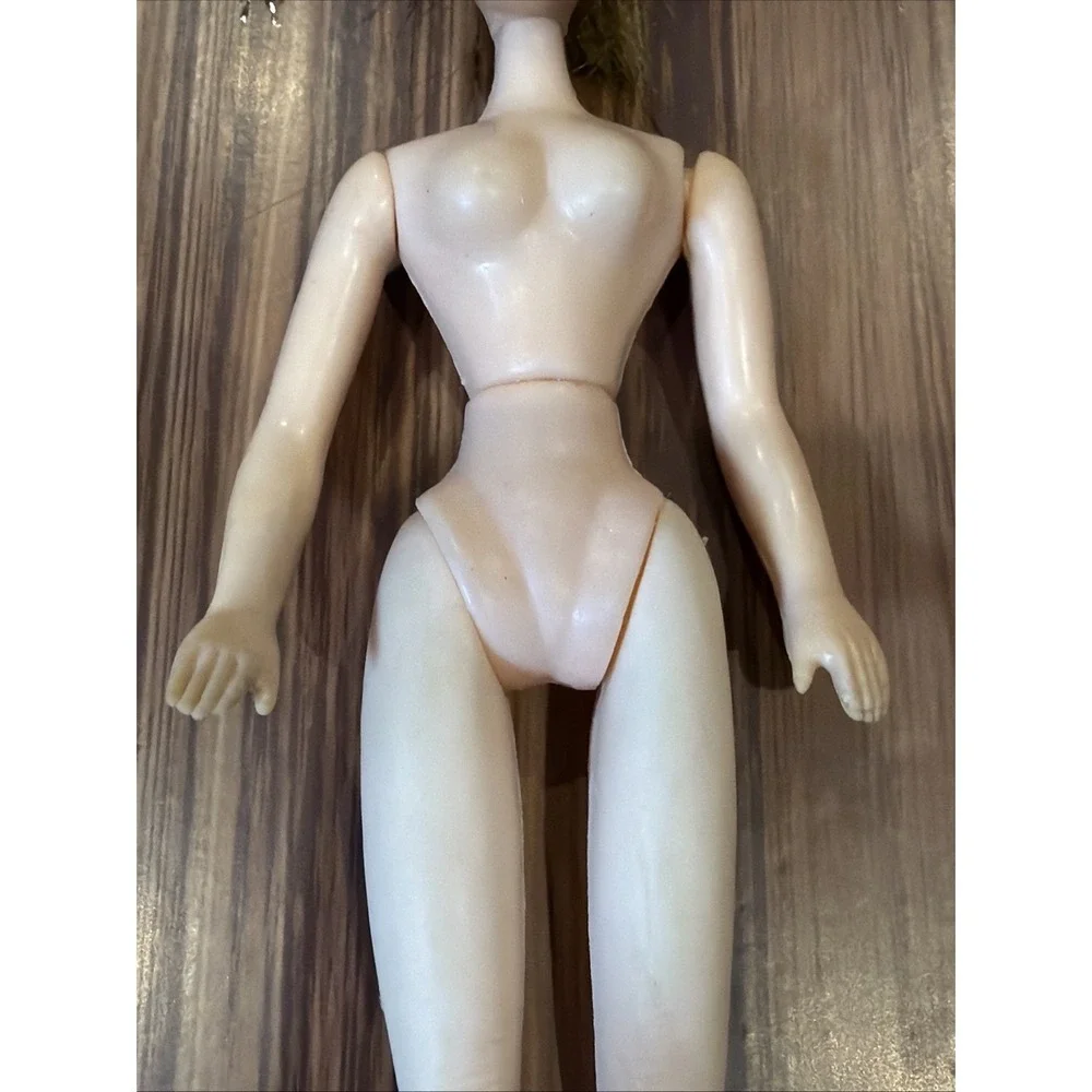 Vintage Mimi Hong Kong Fashion Doll 11.5